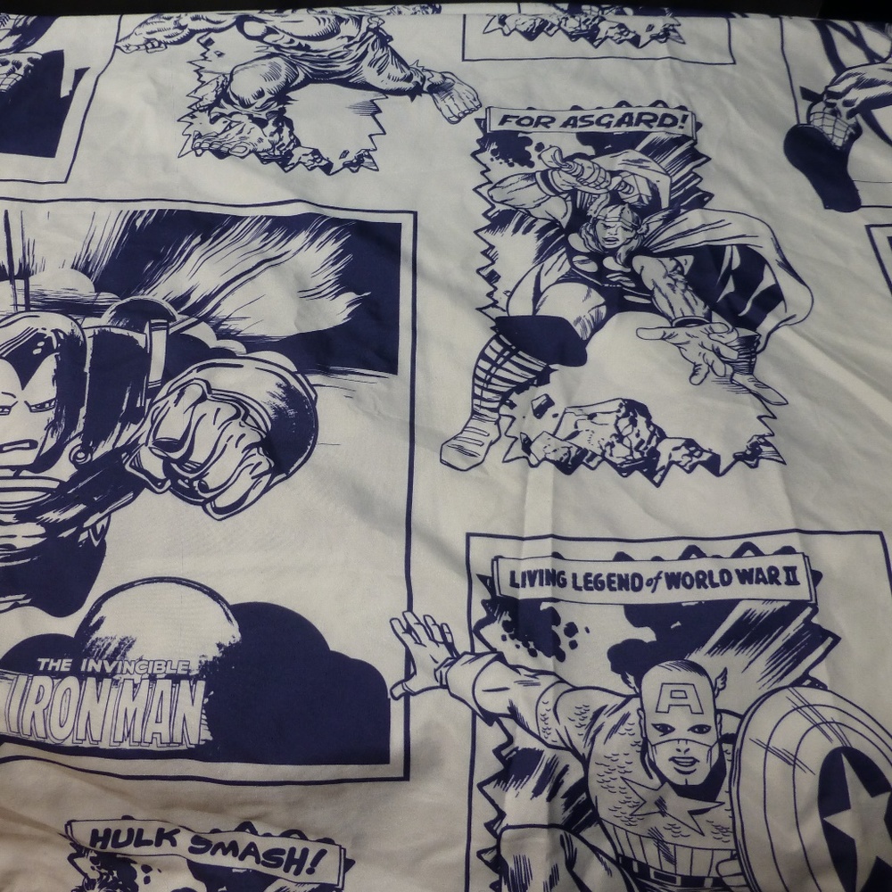 MARVEL COMICS CHARACTERS BLUEWHITE TWIN FL…
